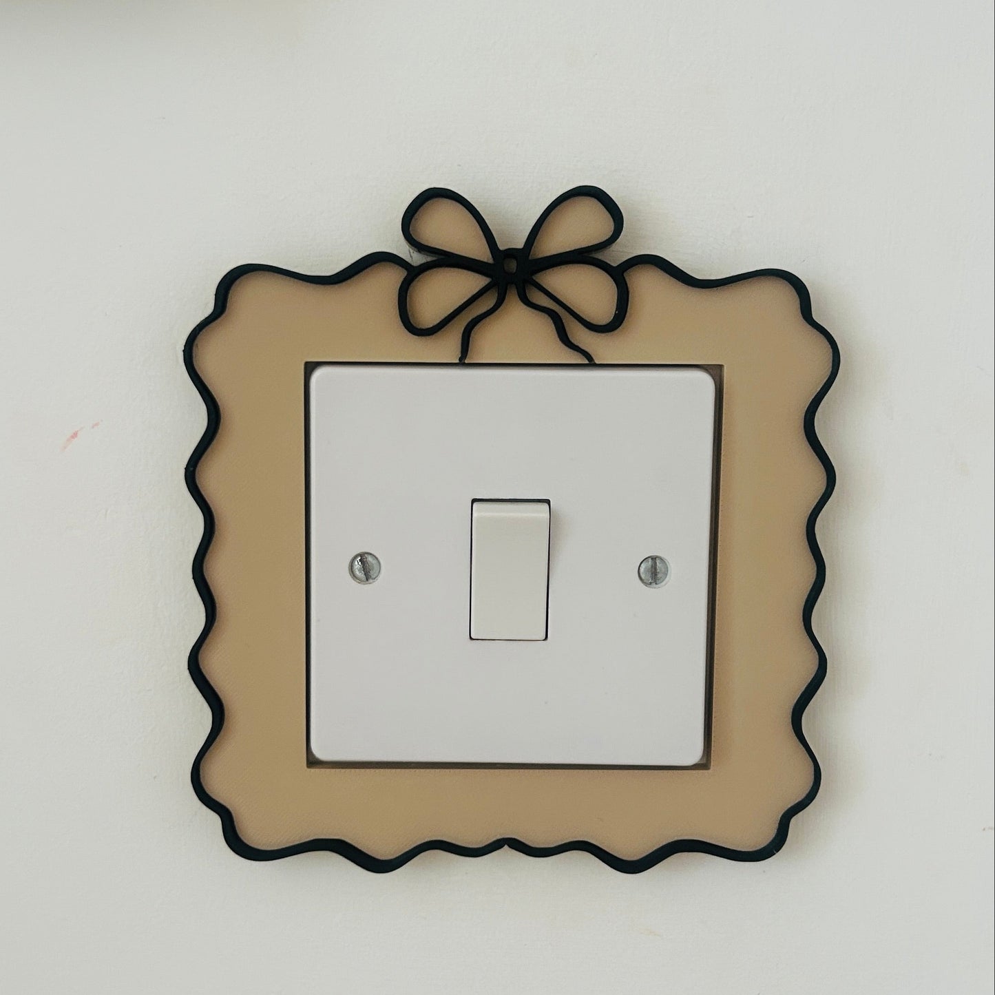 Bow Swirl Light Switch & Socket Surround