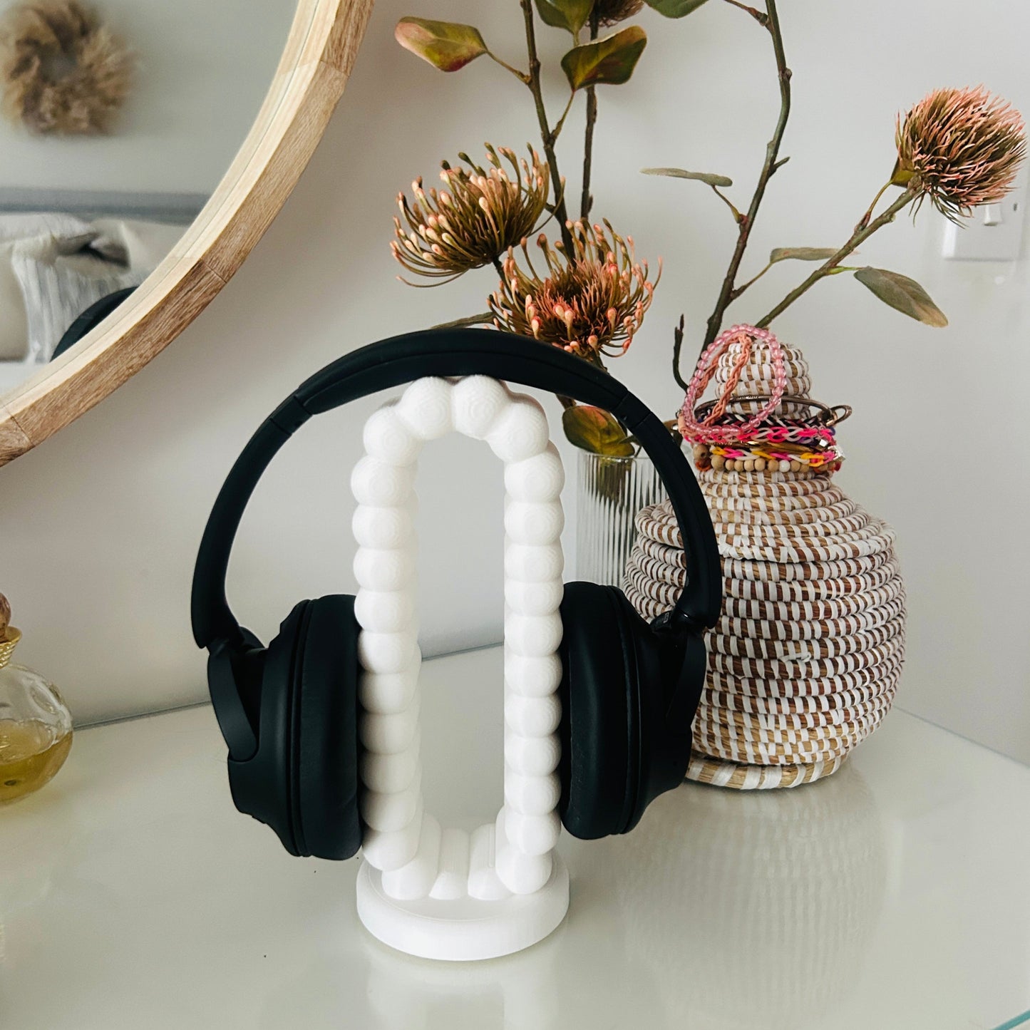 Bubble Headphone Stand / holder